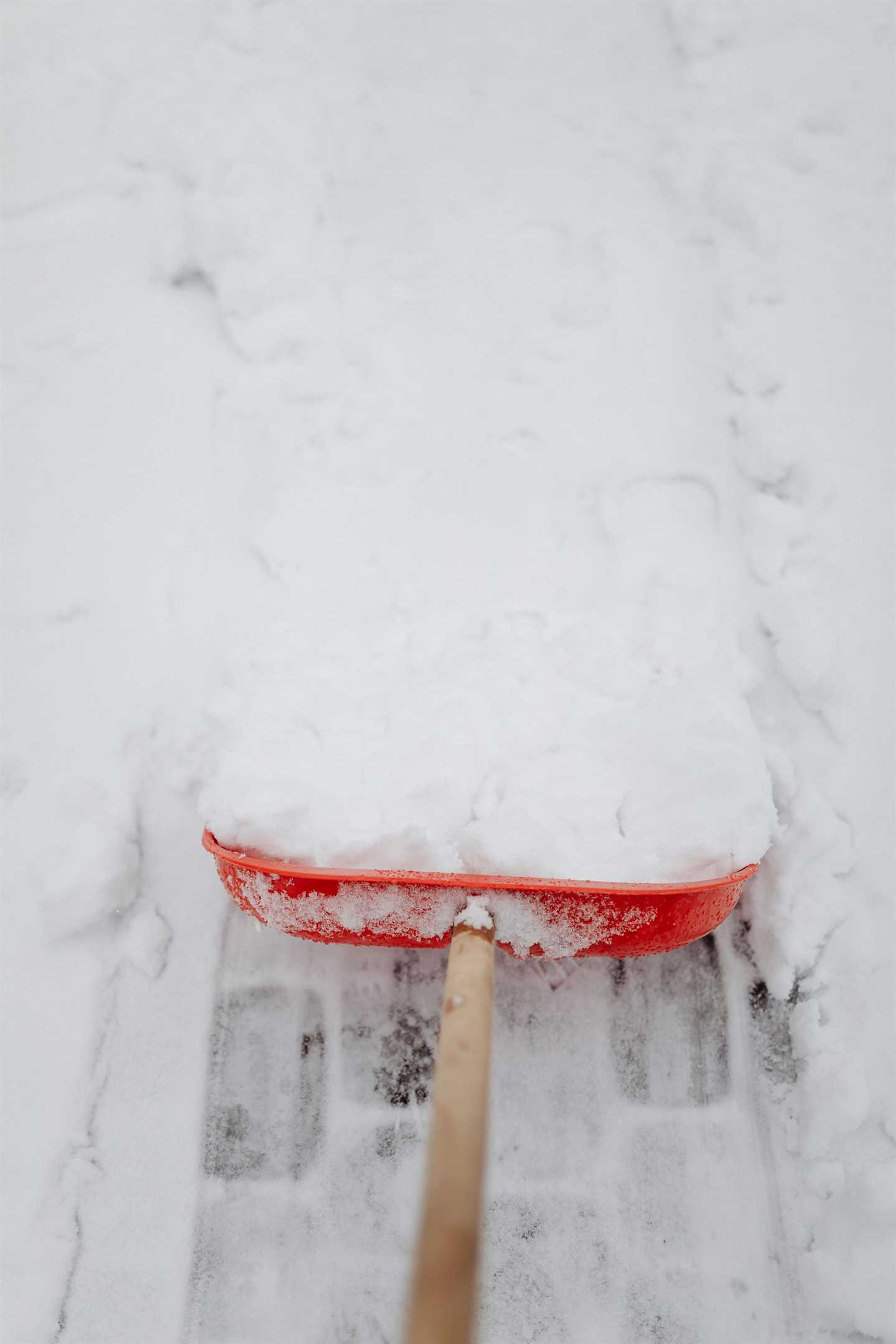 Shovelling Snow Safely as You Age: A Winter Survival Guide